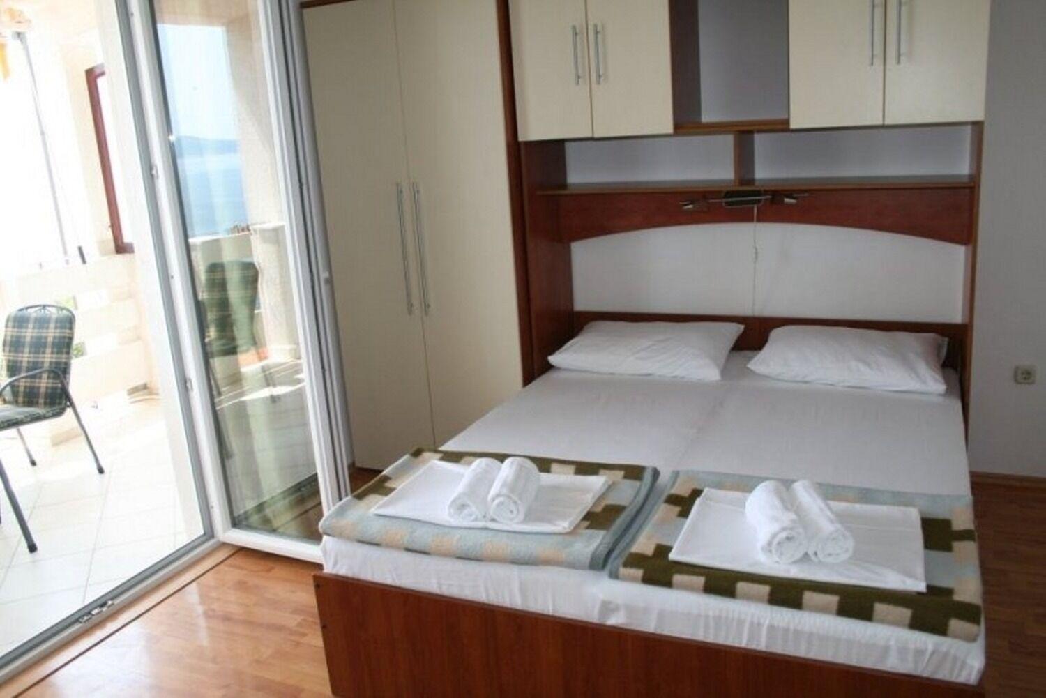 Apartments Ivo - Sea View; Pisak Luaran gambar