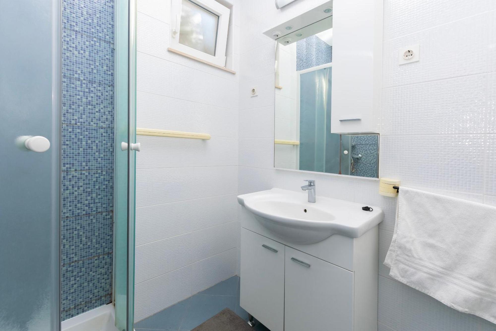 Apartments Ivo - Sea View; Pisak Luaran gambar